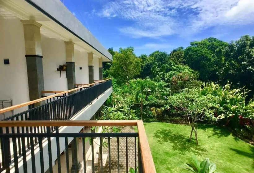 پانسیون Uluwatu Made Guesthouse