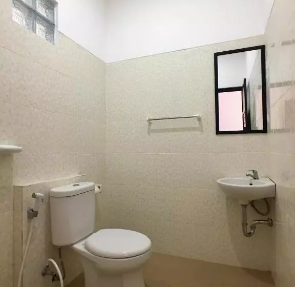 پانسیون Uluwatu Made Guesthouse