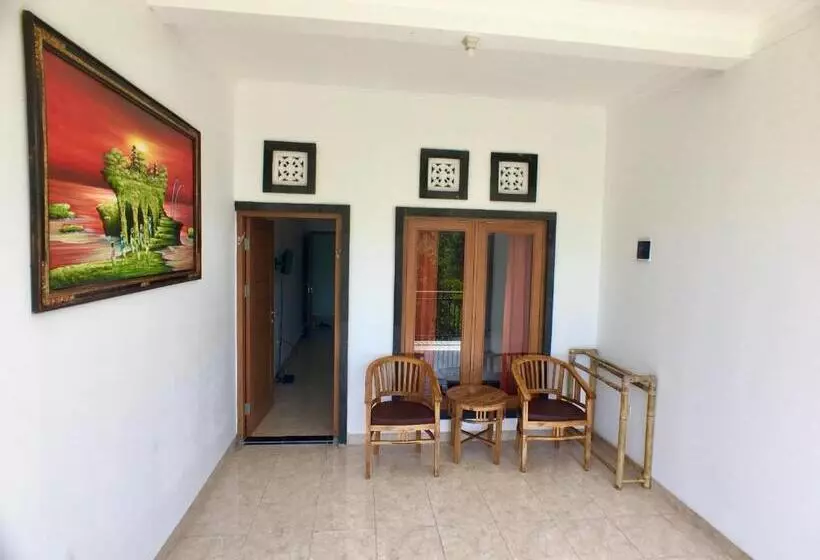 پانسیون Uluwatu Made Guesthouse