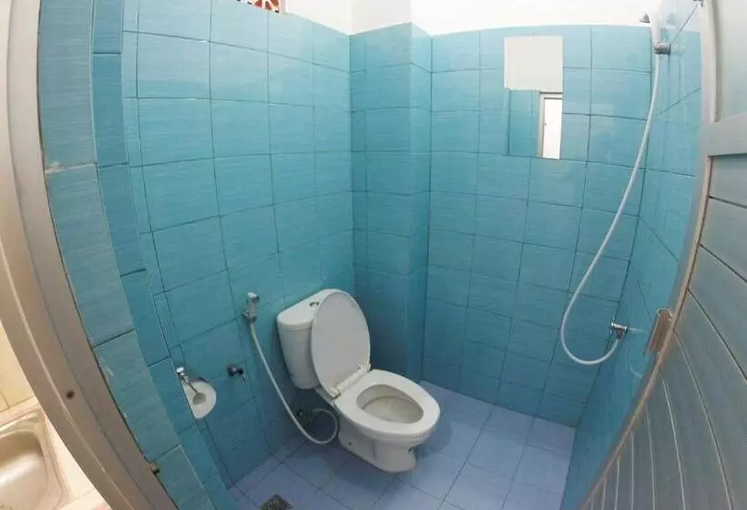 پانسیون Uluwatu Made Guesthouse