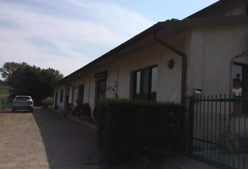 ホテル Agriturismo La Valbona