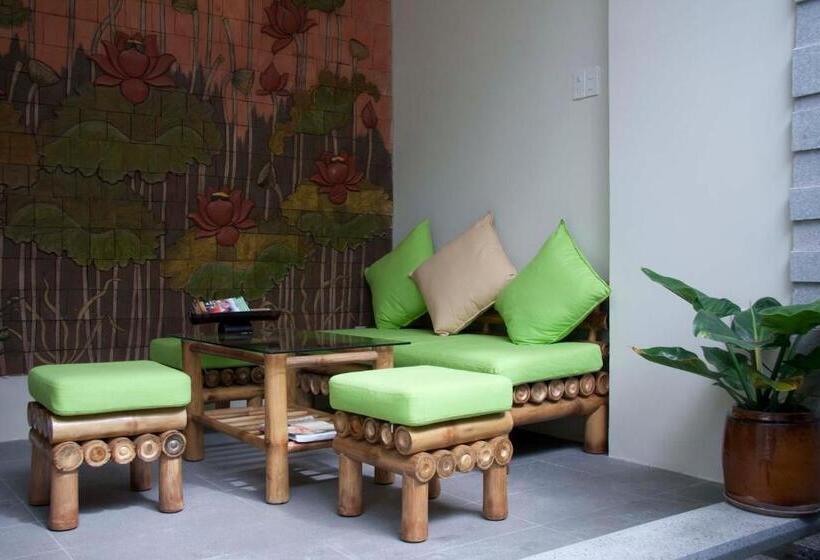 Little Home Nha Trang Apartment