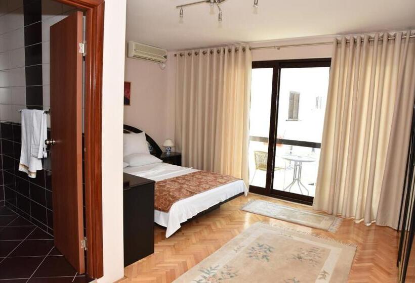 پانسیون Guest House Evropa