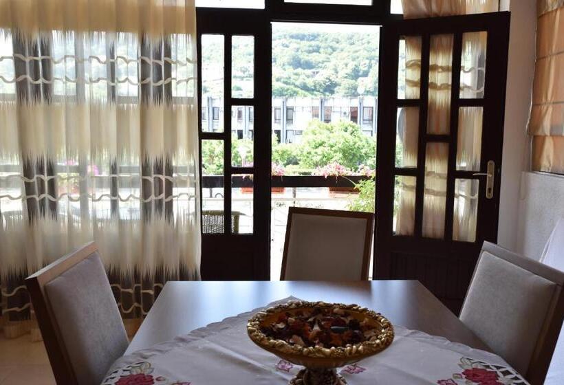 پانسیون Guest House Evropa