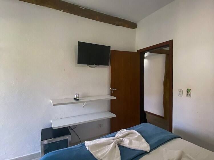 Пансион Beachcamp Maresias