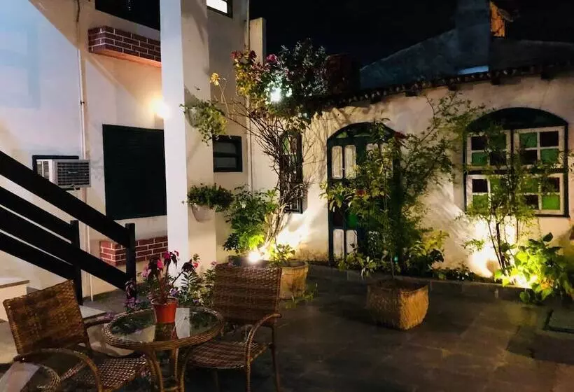 ペンション Pousada Canteiros