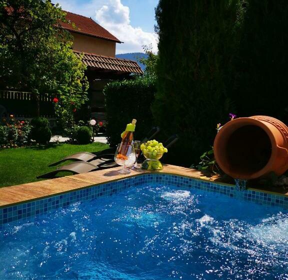 Majatalo Zigen House