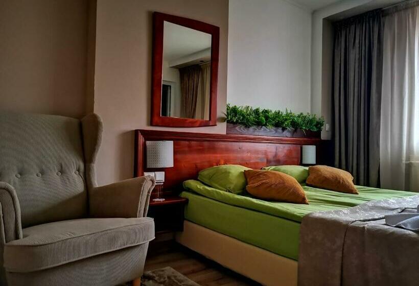 Majatalo Zigen House