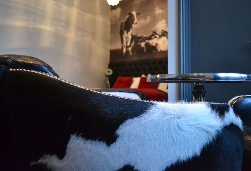 فندق صغير The Bull Inn