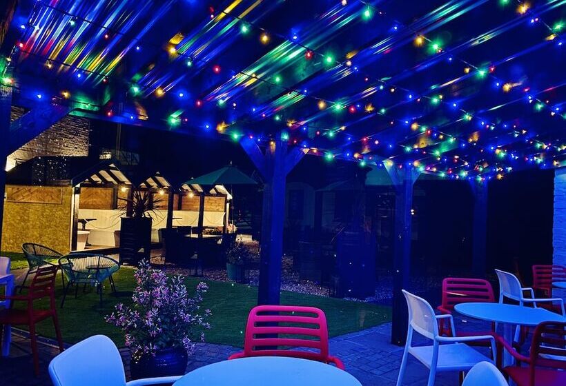 فندق صغير The Bull Inn