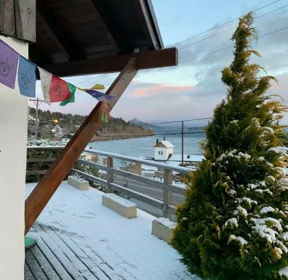 Bonita Lake House   Hostel & Bungalows