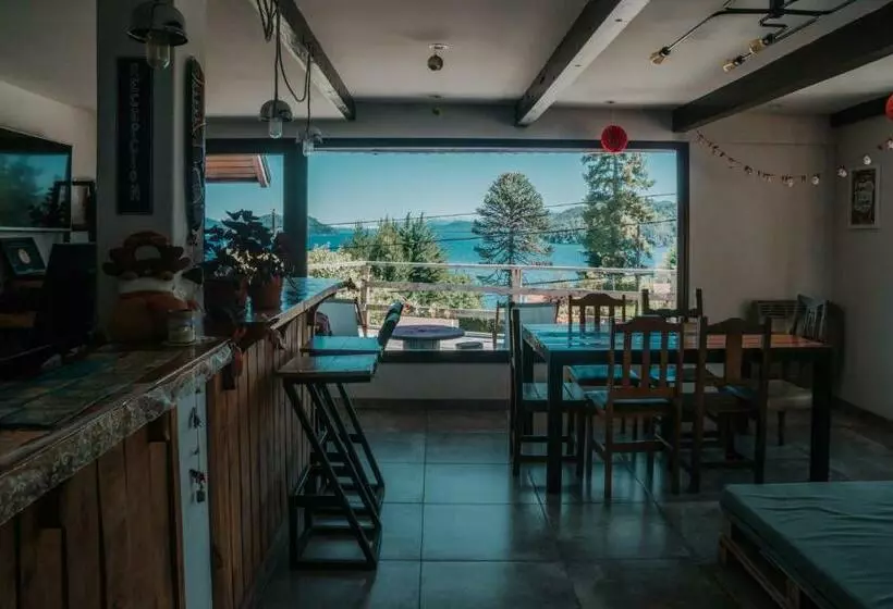 Bonita Lake House   Hostel & Bungalows