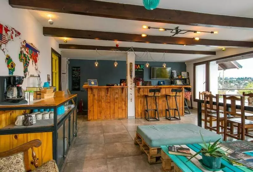Bonita Lake House   Hostel & Bungalows