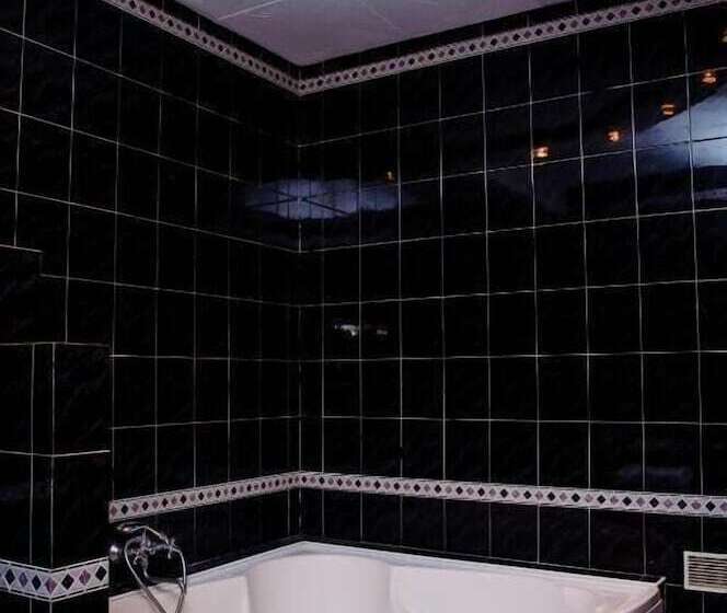 Golden Globus Hostel