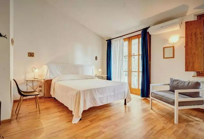 ホテル Agriturismo Villa Buoninsegna