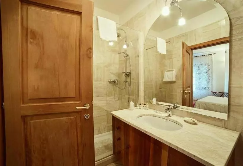 ホテル Agriturismo Villa Buoninsegna