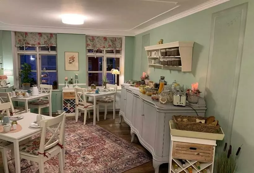 ホテル Bed & Breakfast Am Dom