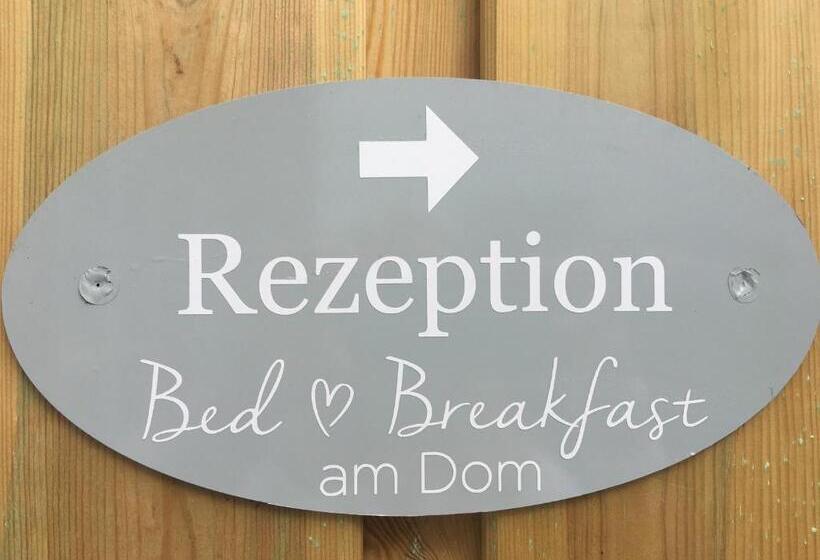 فندق Bed & Breakfast Am Dom