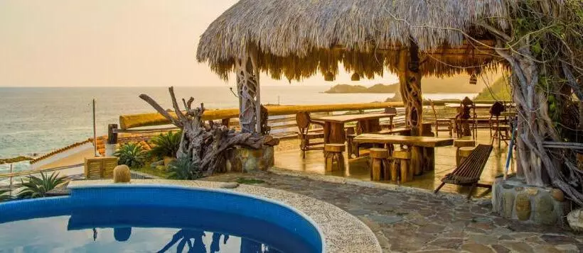 Hotelli Cabañas Las 3 Marias