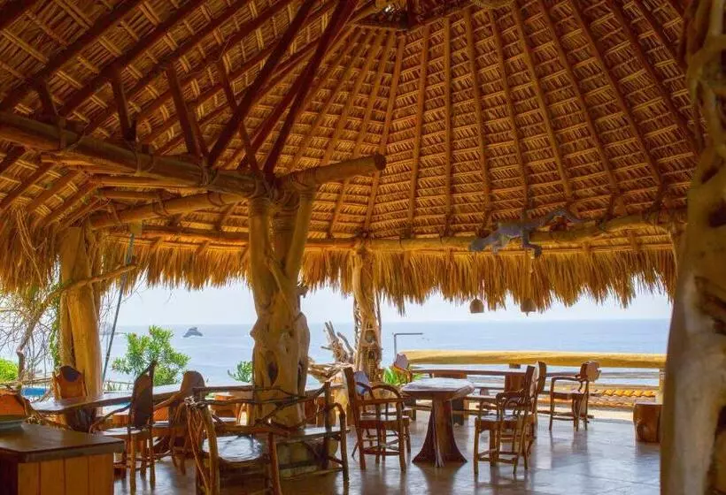 Hotelli Cabañas Las 3 Marias