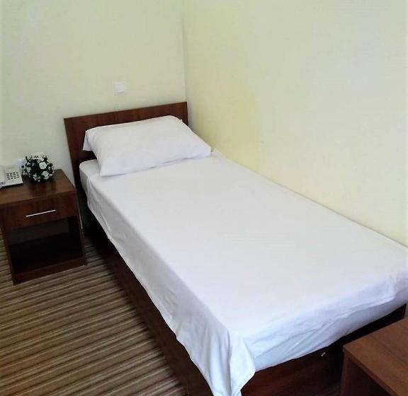 Hotelli Shirok Sokak