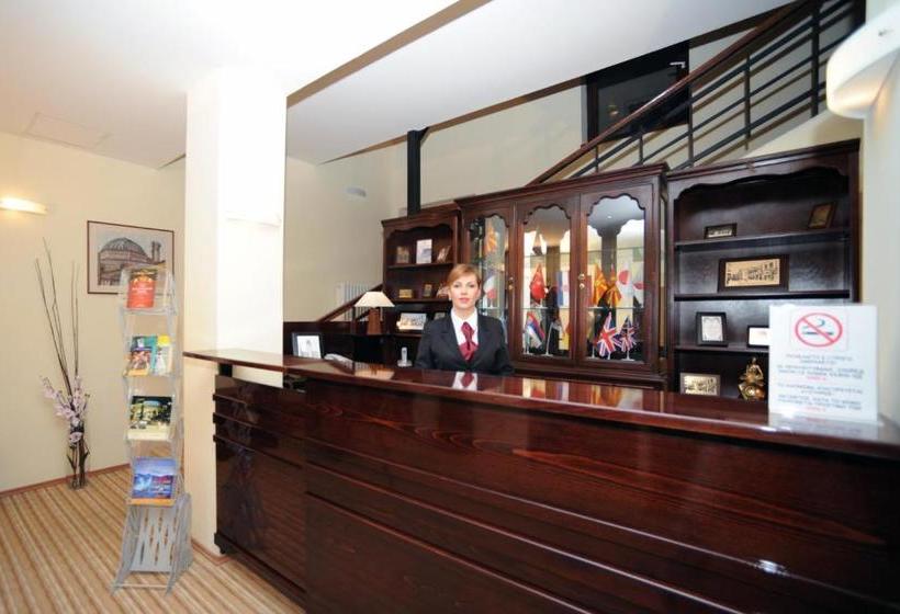 Hotelli Shirok Sokak