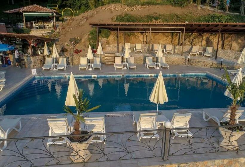 هتل & Spa Tino Sveti Stefan