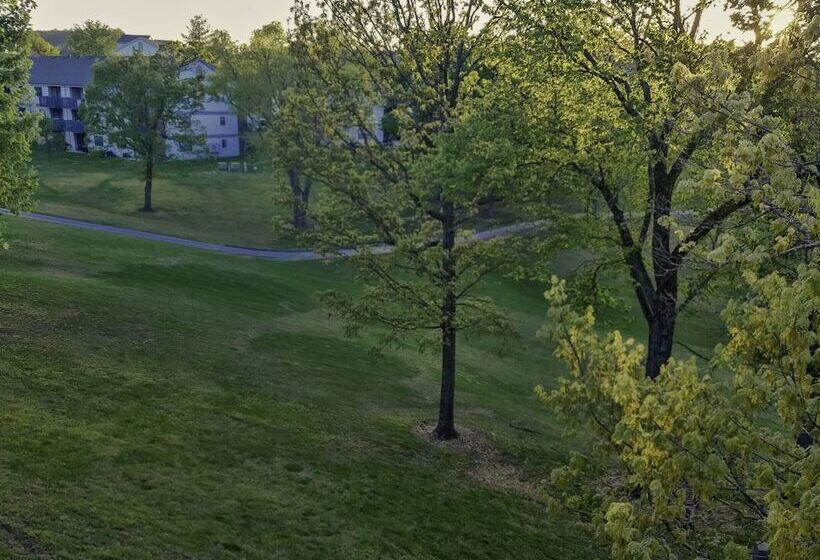 Pointe Royale Condo Vacation And Golf Resort