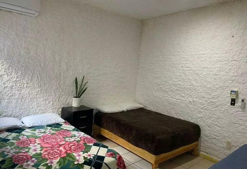 Retkeilymaja Perla Mazatlan