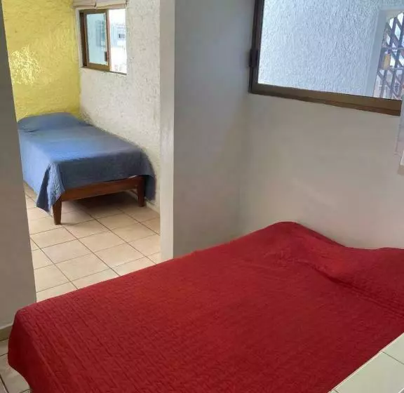 Retkeilymaja Perla Mazatlan