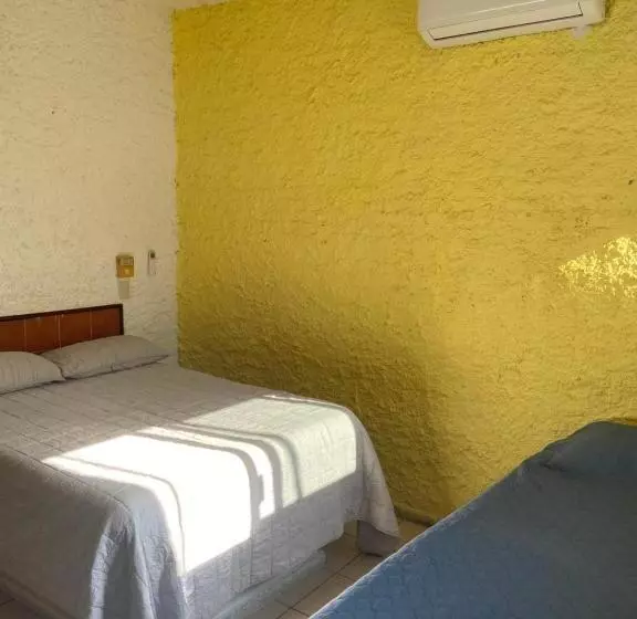 Retkeilymaja Perla Mazatlan