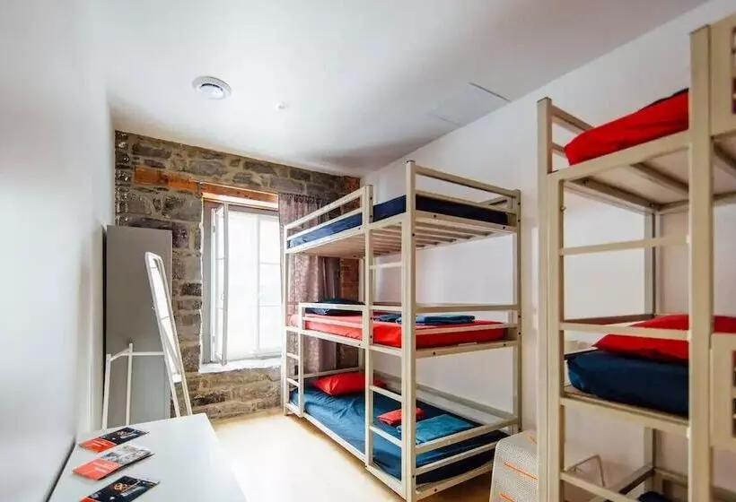 Alt Hostel