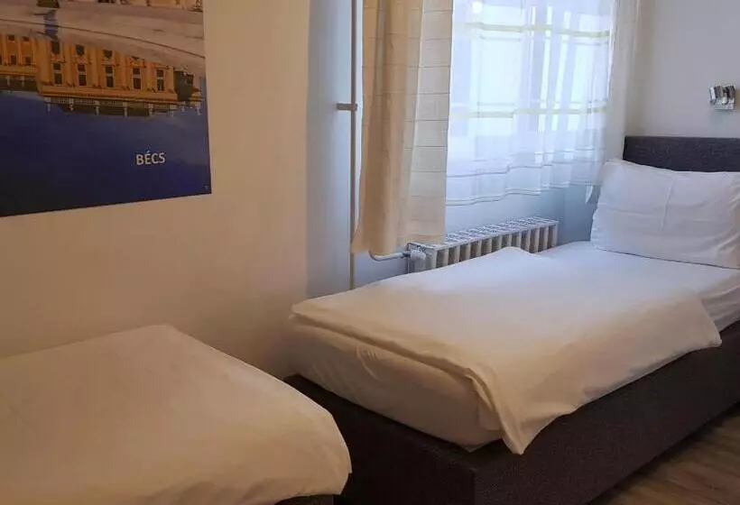 تختخواب و صبحانه Mátyás Panzió