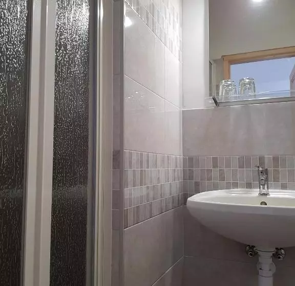 تختخواب و صبحانه Mátyás Panzió