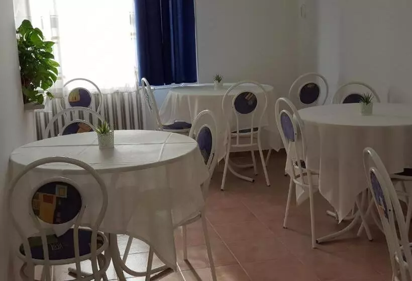 تختخواب و صبحانه Mátyás Panzió