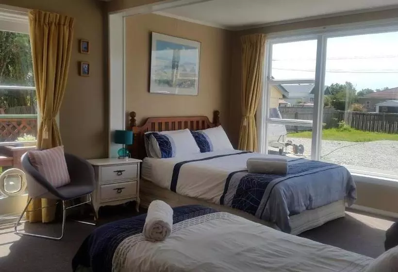 تختخواب و صبحانه Pakington Ensuite Homestay