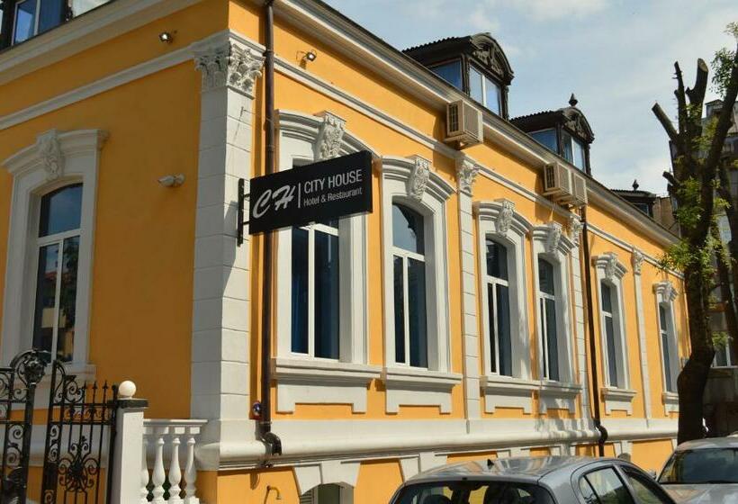 City House Family Hotel & Restaurant