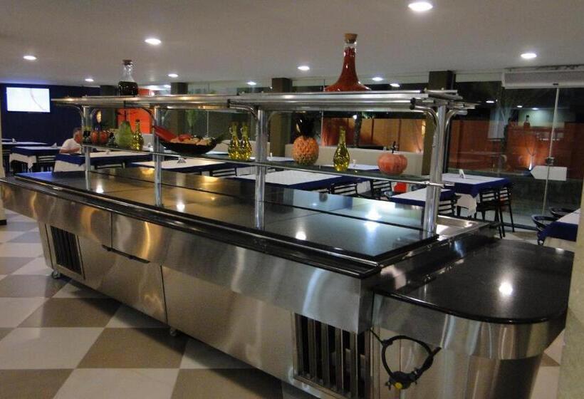 فندق Arrastão Premium Plaza