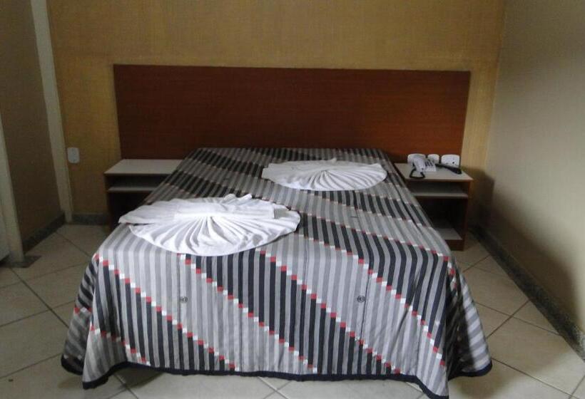 فندق Arrastão Premium Plaza