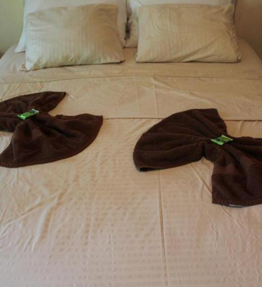 هتل Cabinas Tortuguero