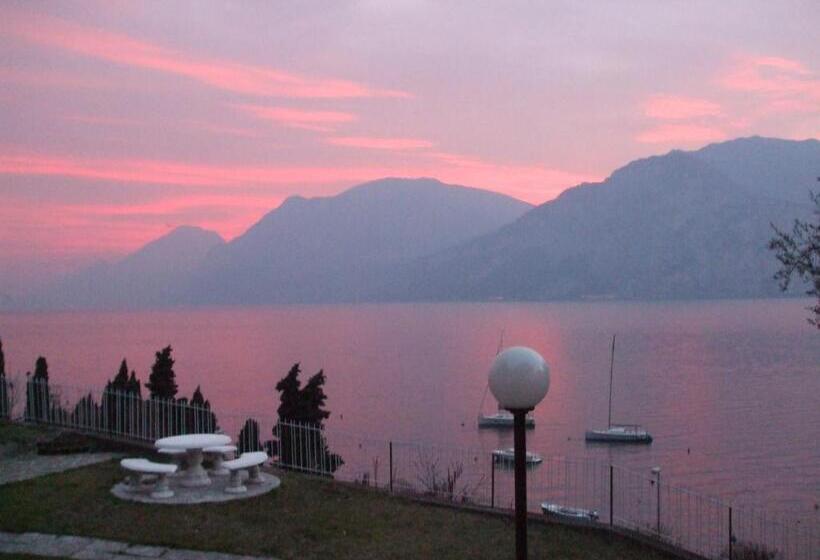 בית מלון כפרי Casa Alessandra