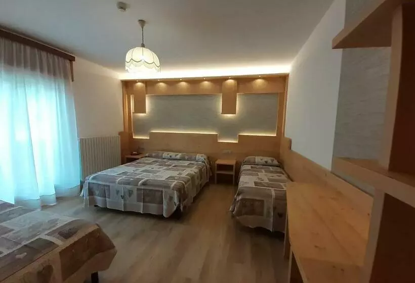 Hotelli Garnì Miramonti