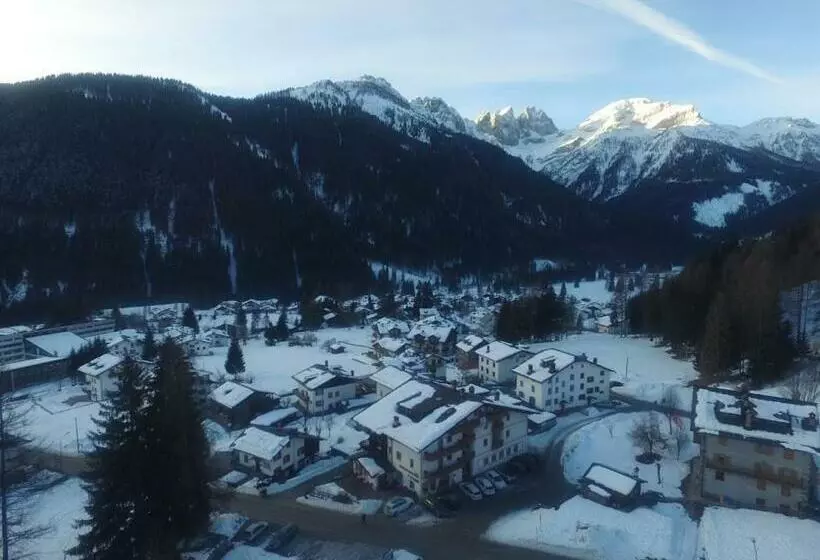 Hotelli Garnì Miramonti