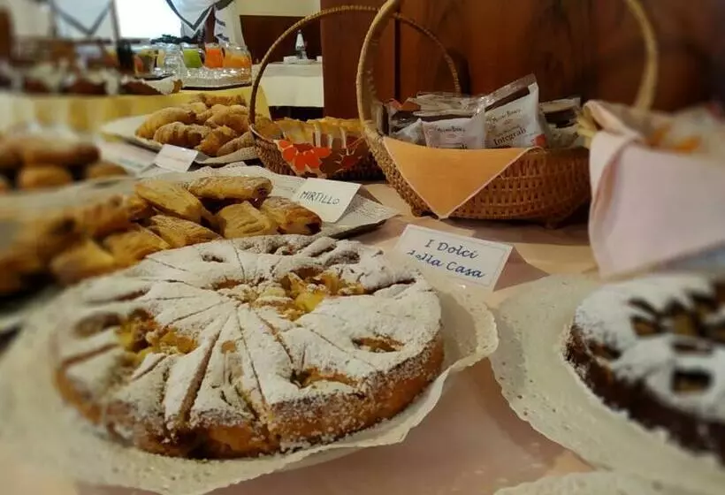 Hotelli Garnì Miramonti