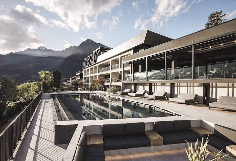 호텔 Somvita Suites