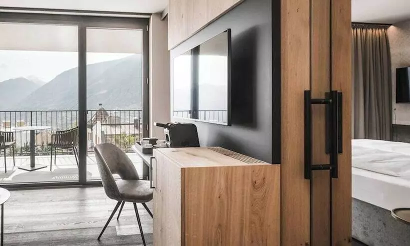 ホテル Somvita Suites