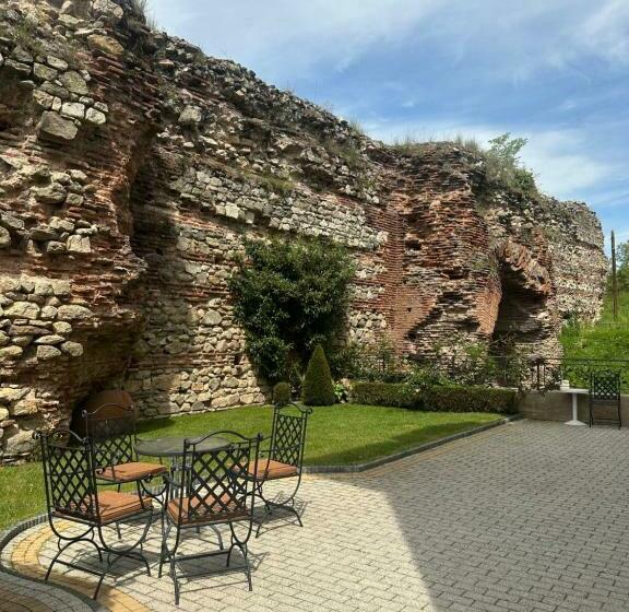 בית מלון כפרי Villa Paris