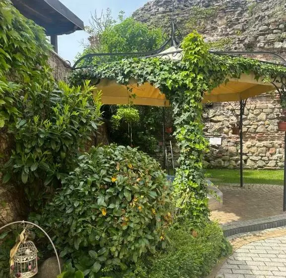 Hotelli Villa Paris