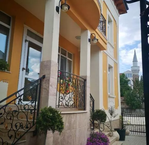 Hotelli Villa Paris