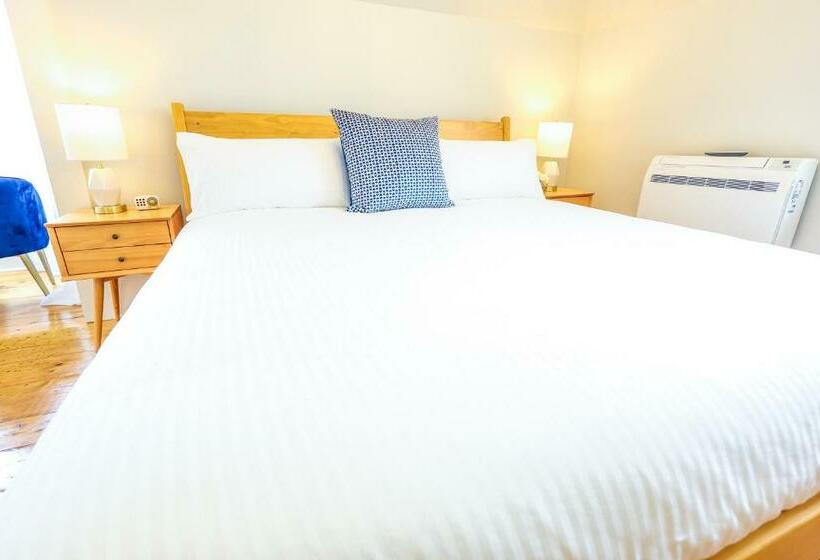 Mahone Bay Bed And Breakfast